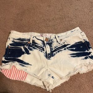 NoBo Jean Shorts light wash